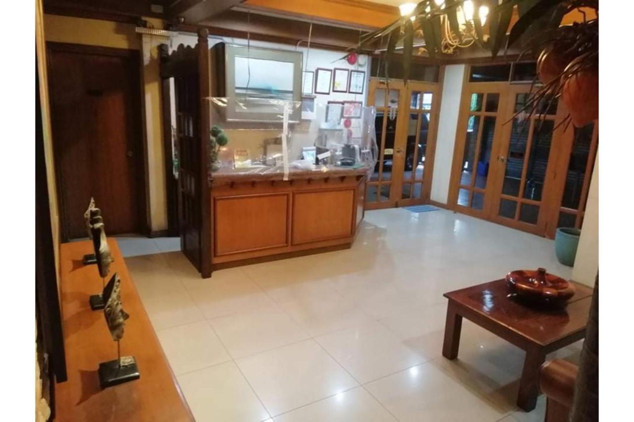 Reddoorz At Casa Marabella Villamonte Bacolod City Exterior foto